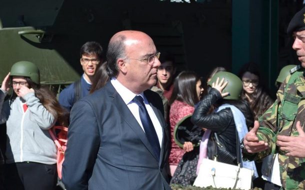 jovens barcelenses participam no dia da defesa ...