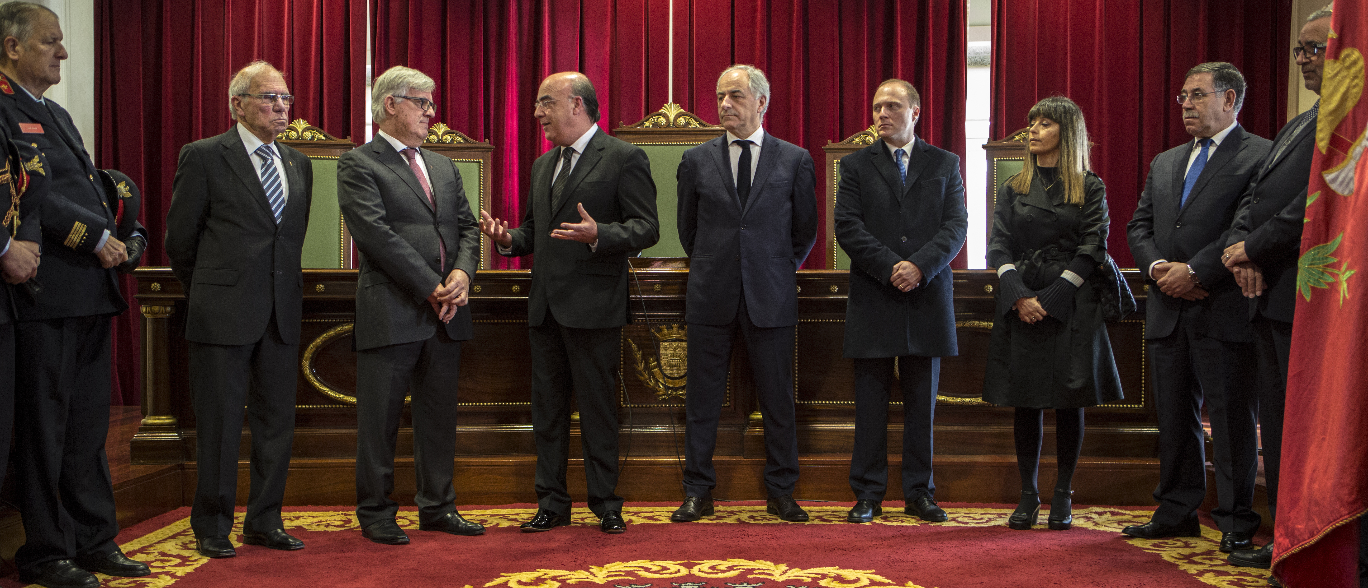 Presidente da Câmara recebe Bombeiros Voluntários de Barcelos em dia de aniversário