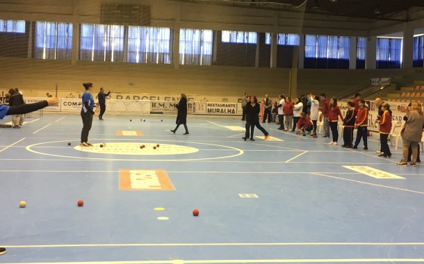 duzentos atletas abriram o campeonato de boccia...