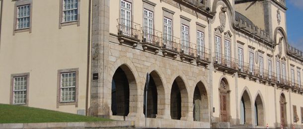 câmara municipal aprova apoios a entidades desp...