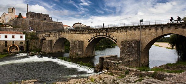 aviso_ponte medieval já está aberta nos dois se...