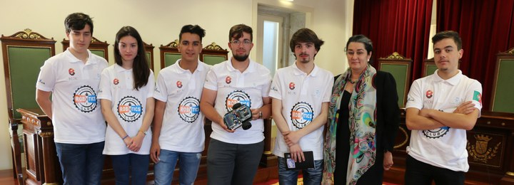 Alunos da Escola de Barcelinhos sagram-se vice-campeões mundiais de robótica