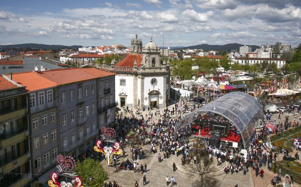 primeiro fim de semana da festa das cruzes trou...
