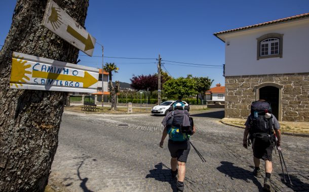 património de barcelos ao longo do caminho de s...