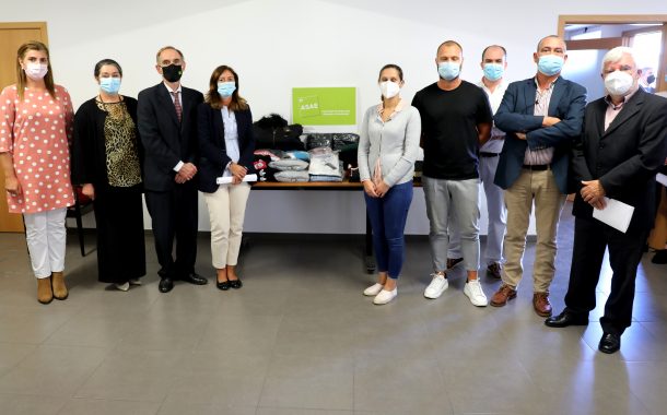 asae faz doação de calçado para casas de acolhi...