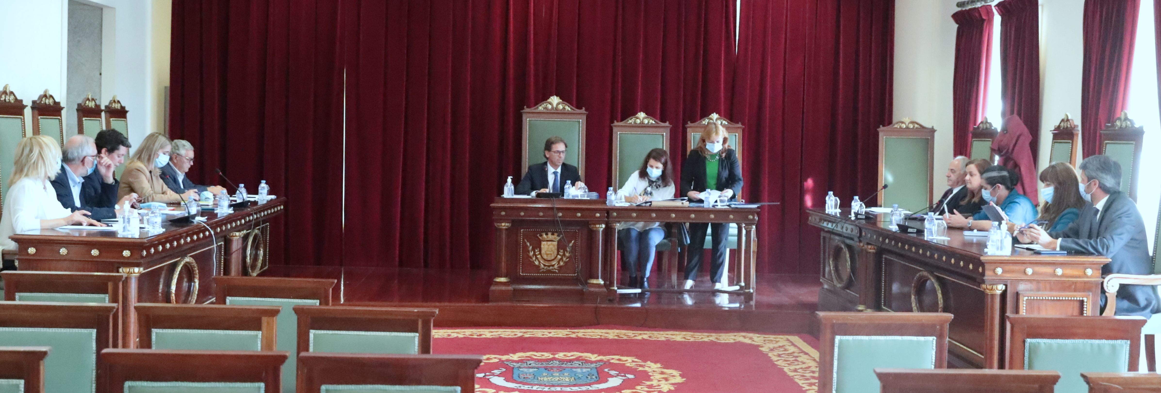 Câmara Municipal de Barcelos aprova regimento das reuniões do Executivo