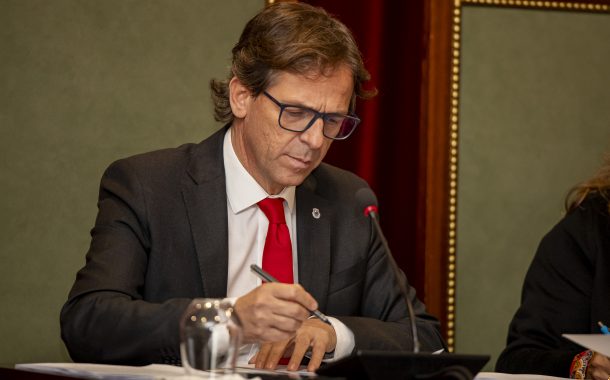 câmara aprova orçamento de 140 milhões de euros...