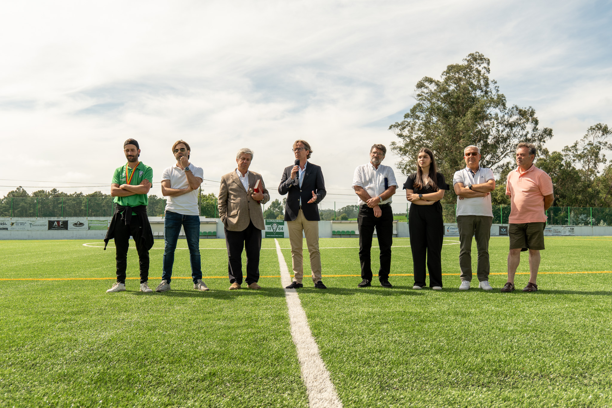 Macieira de Rates inaugura relvado sintético e obras de requalificação do Parque Desportivo