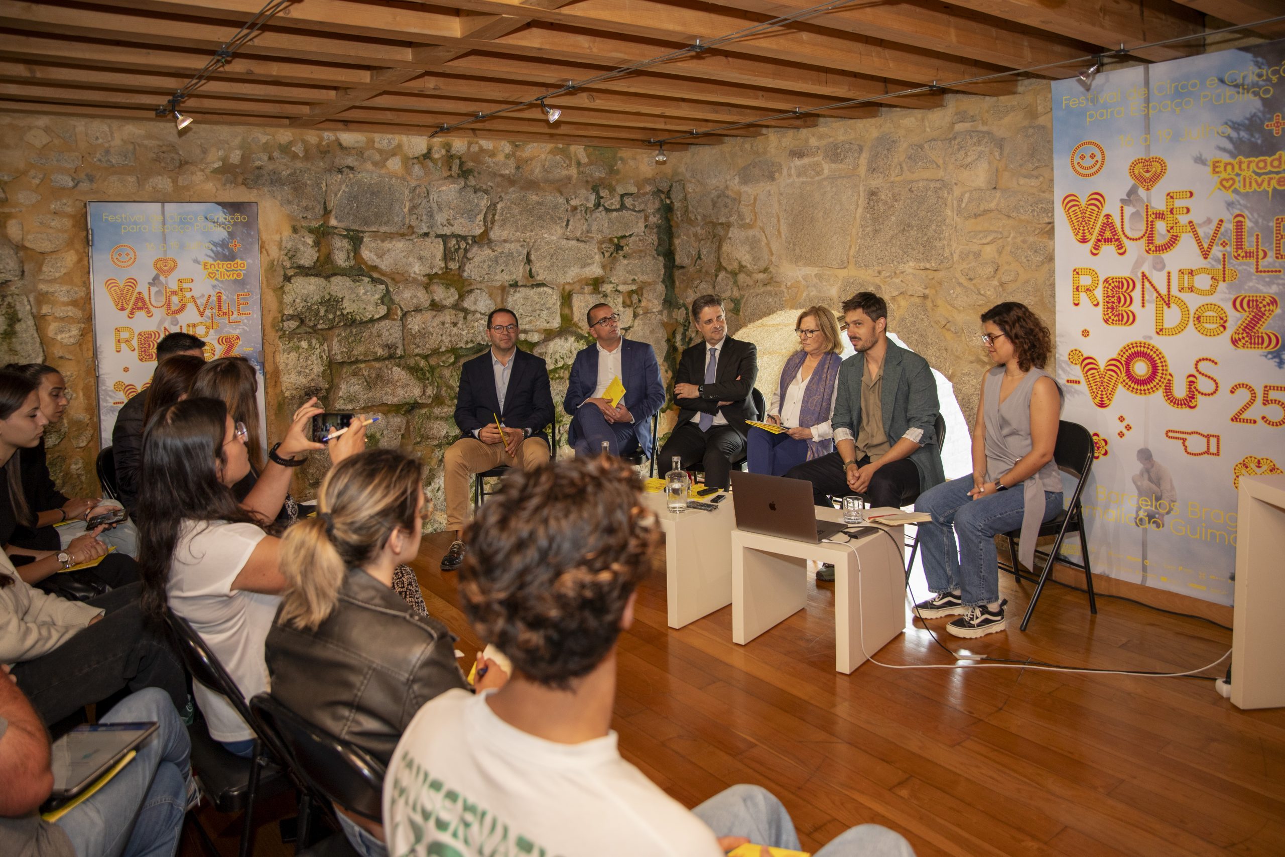 XI edição do Vaudeville Rendez-Vous apresentada ontem em Barcelos