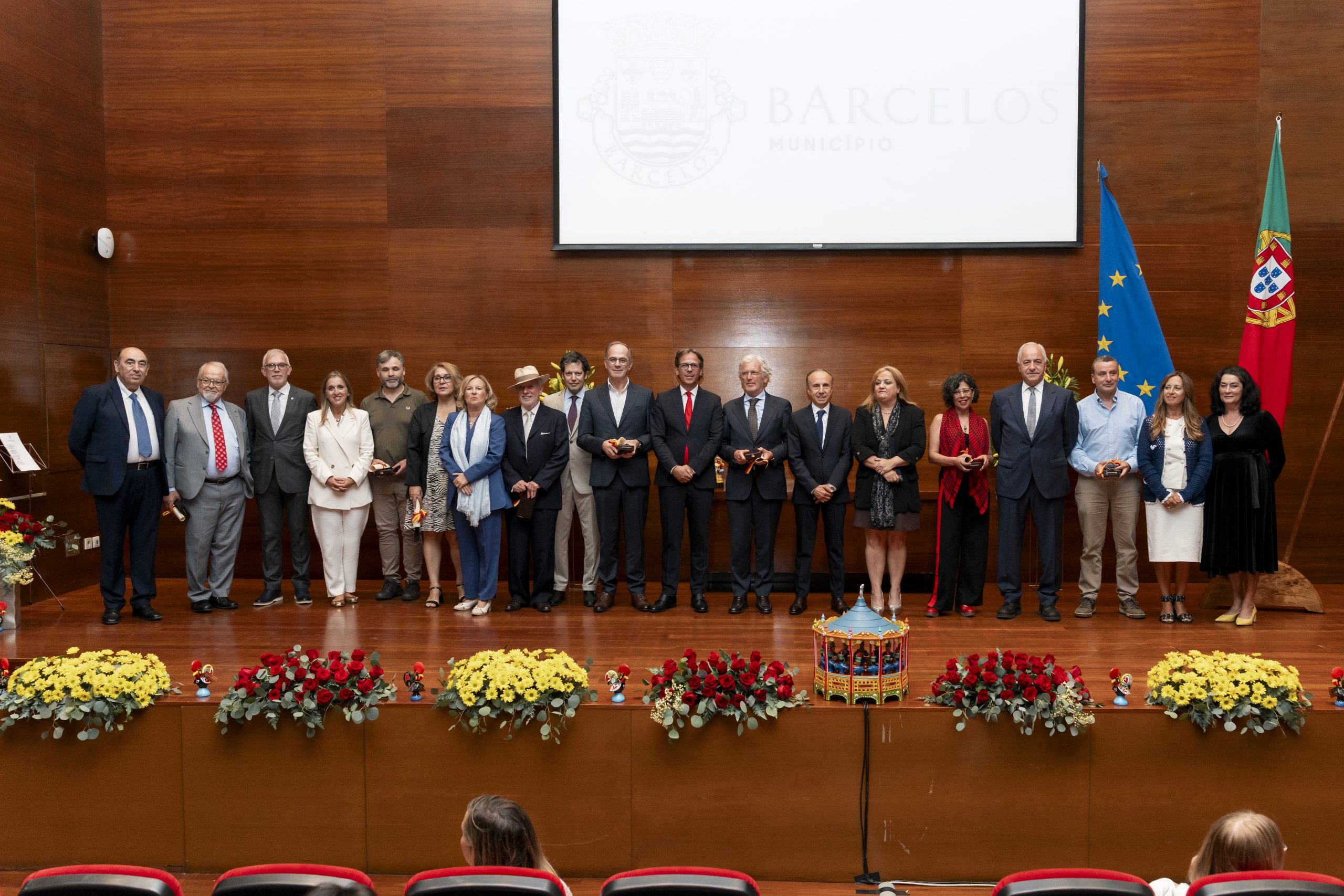 Barcelos homenageou personalidades com forte ligação ao concelho