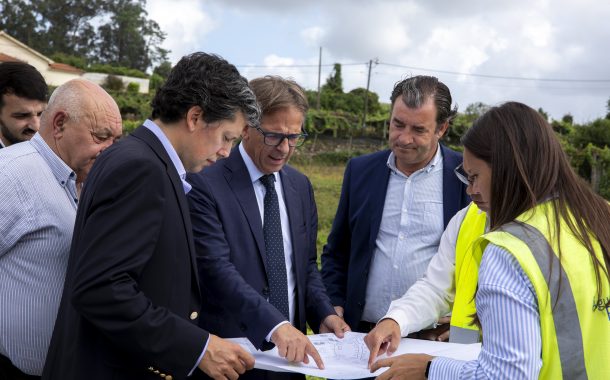 obras ampliam rede de saneamento em perelhal, f...