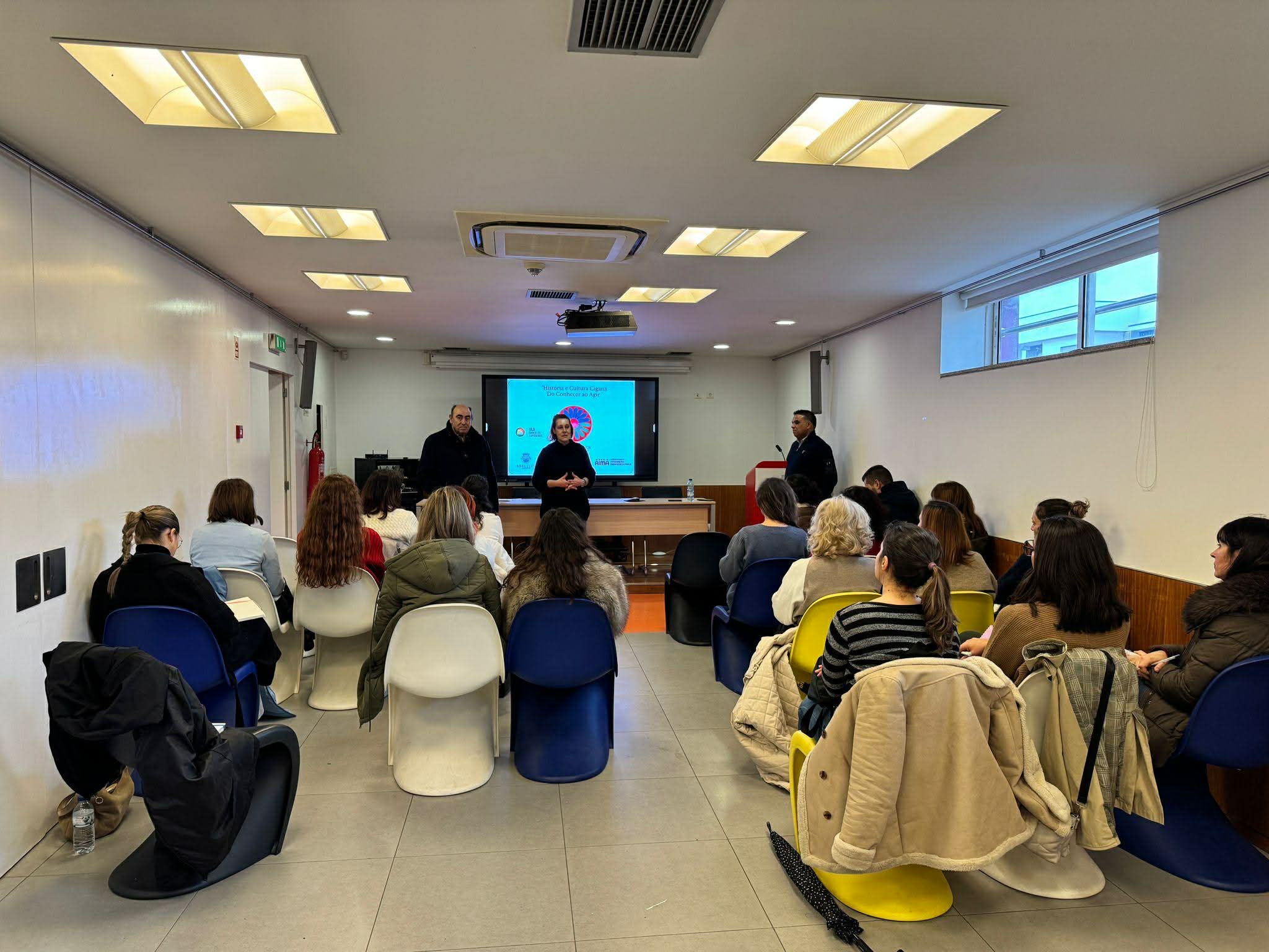 Programa ROMED reforça capacitação de profissionais para uma melhor intervenção com as comunidades ciganas