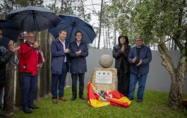 paradela inaugura bancada do parque desportivo